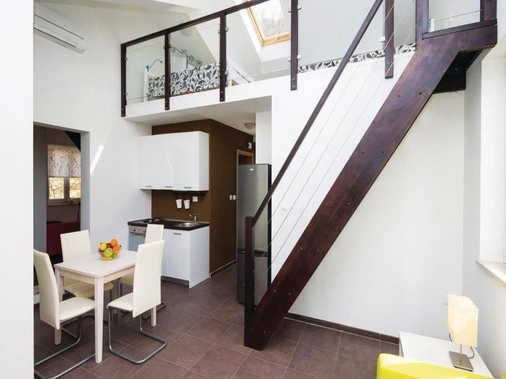 Porozina Apartments Grzic מראה חיצוני תמונה